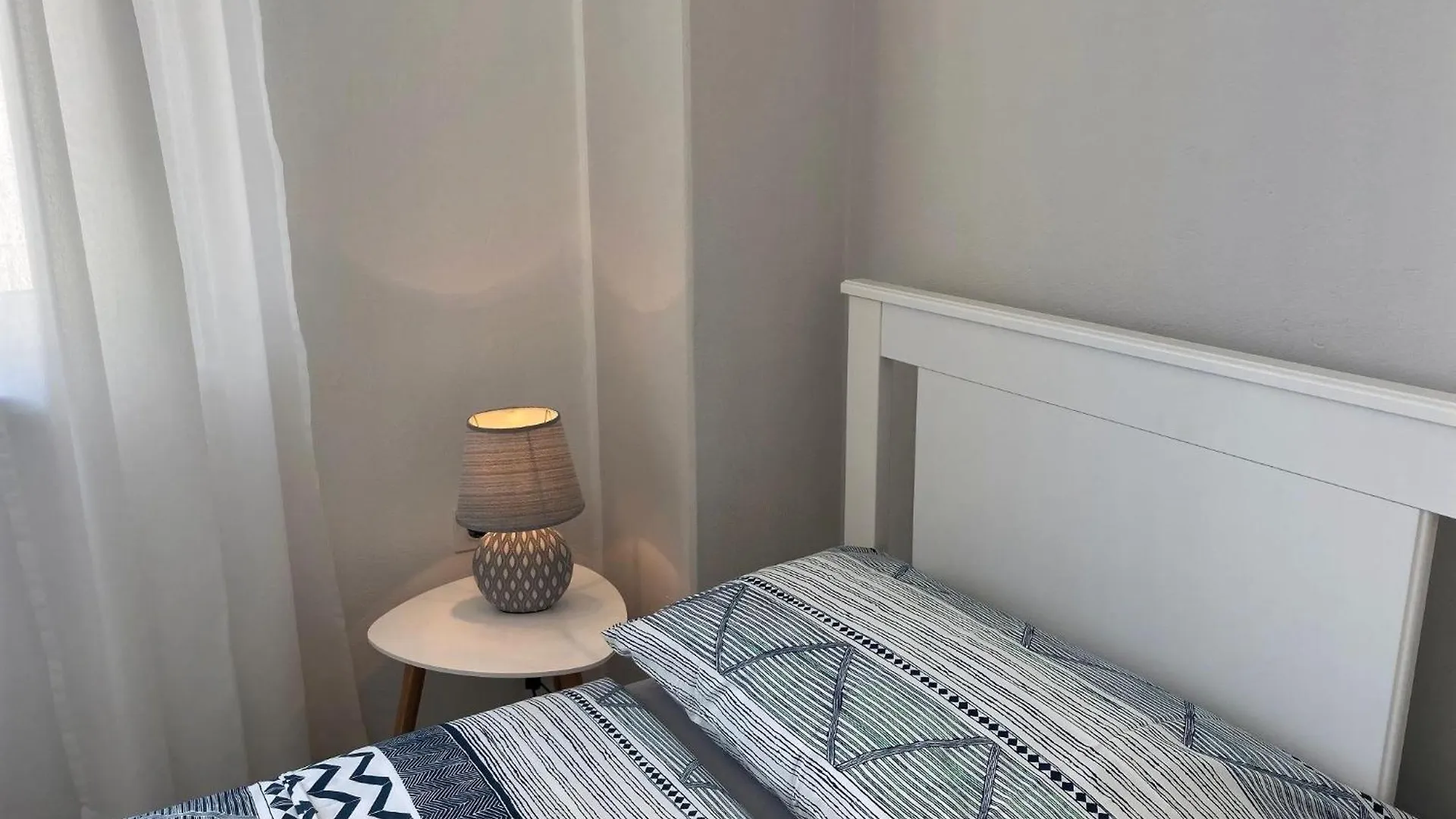 Apartment Geschmackvolle Ferienwohnung Mit Grill Und Balkon Dramalj