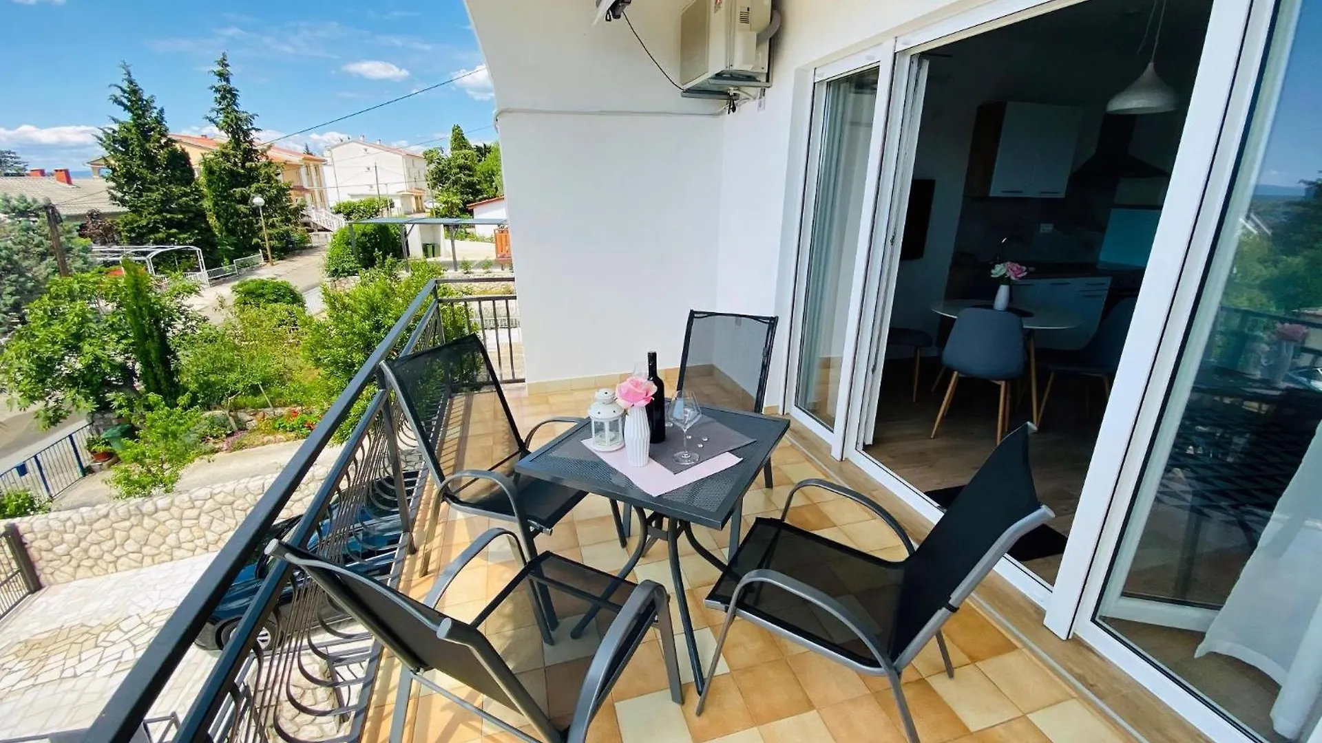 Geschmackvolle Ferienwohnung Mit Grill Und Balkon location